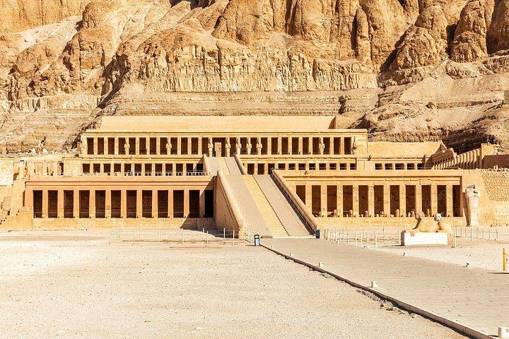 ルクソール発アスワンへの5日間のナイル川クルーズ、熱気球体験付き