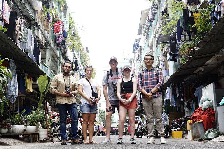 Utilizzando la fotocamera a pellicola di medio formato per scoprire Saigon