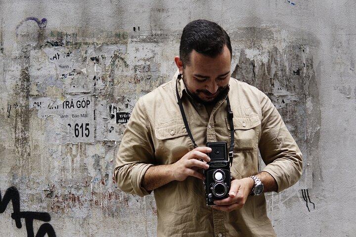 Utilizzando la fotocamera a pellicola di medio formato per scoprire Saigon