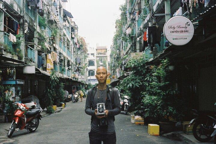 Utilizzando la fotocamera a pellicola di medio formato per scoprire Saigon
