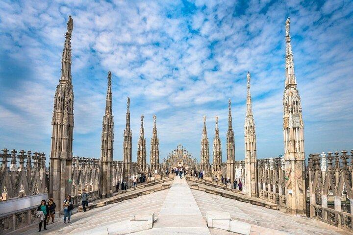 Sky-High Delights: Duomo Tour med Rooftop Adventure! + E-bok