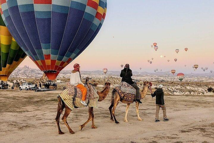 Balade à dos de chameau de 2 heures en Cappadoce