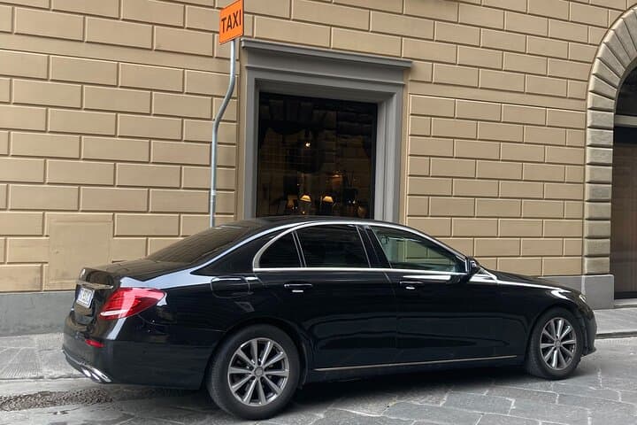 Private Transfer from Rome to Fiumicino Airport (FCO)