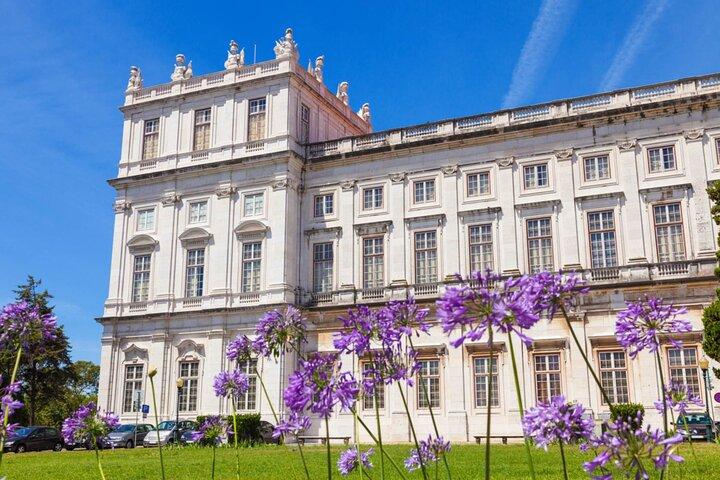 Entrada E al Palacio Nacional de Ajuda con audioguía de Lisboa