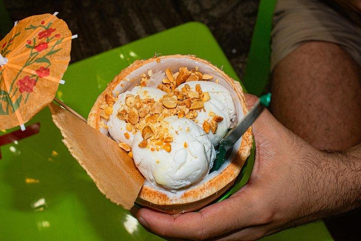 フーコックのストリート フード ツアー - 地元の人々と食べ、地元の人々と飲む