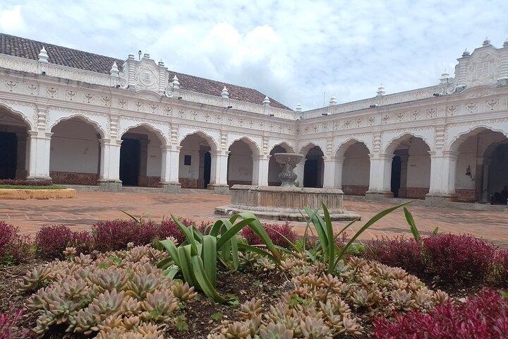 Walking tour Jewels of Antigua : A Tour of the Unmissable