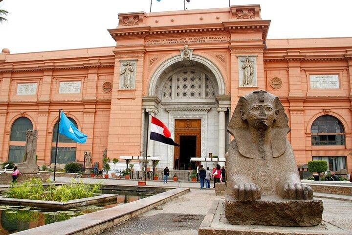 Pyramides de Gizeh et visite du musée égyptien avec déjeuner