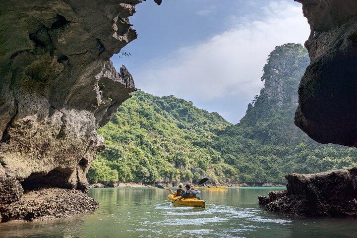 Lan Ha Bay Day Tour de Hanoi e Cat Ba Town - Boutique Serenity