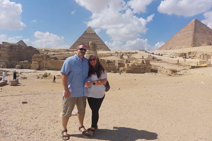Visite privée de la pyramide de Gizeh Sphinx Memphis Saqqara Déjeuner CamelRide