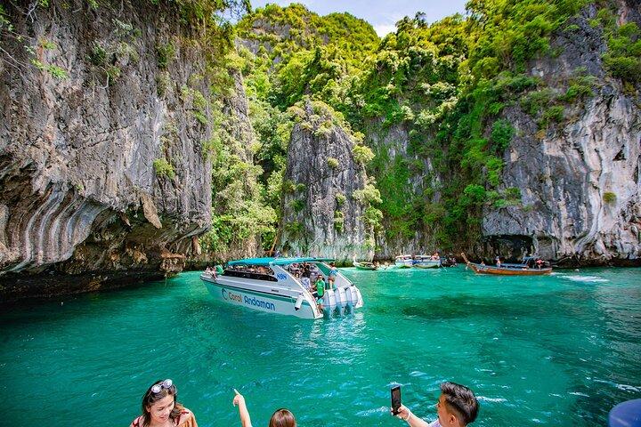 Phi Phi & Khai privat speedbådstur fra Phuket med overførsel