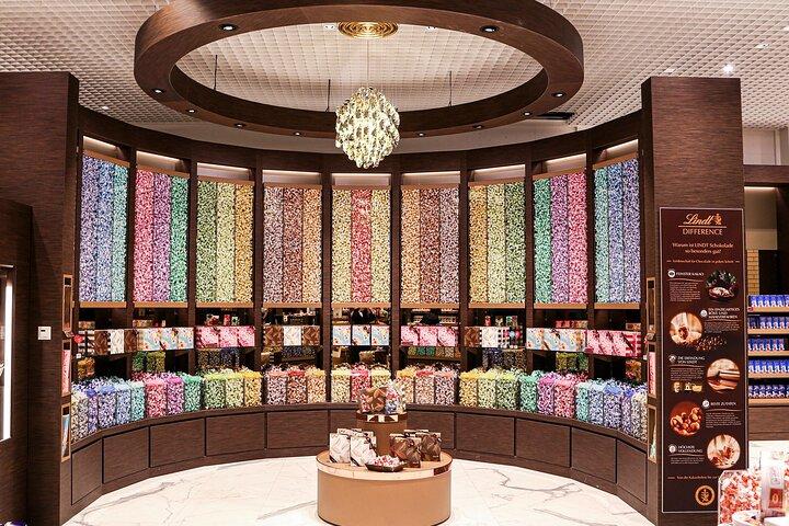 チューリッヒとチョコレートの本拠地リンツのプライベート ツアー