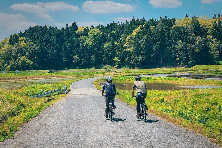 広島カントリーサイクリング : e-bikeで巡る農村生活
