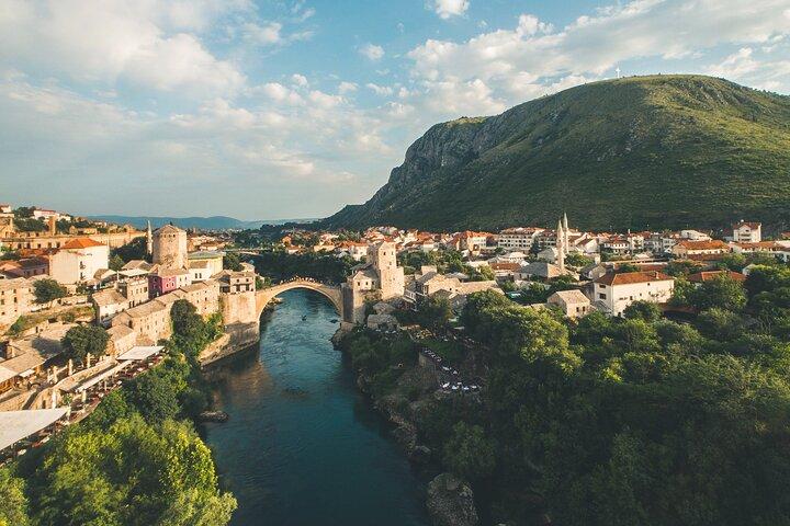 Mostar Tales: Eine Reise durch Jahrhunderte zu Fuß