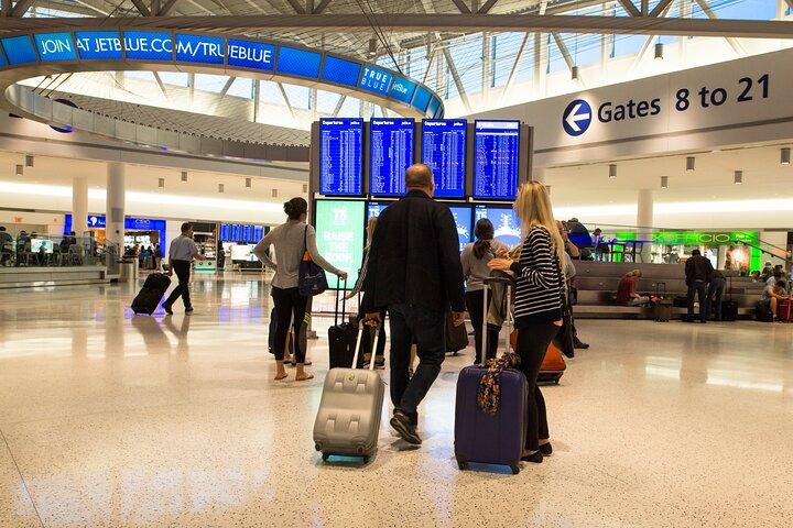 Trasporto in minivan XL dall'aeroporto JFK a Times Square a New York