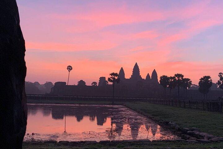 1 Day Private Tour Angkor Wat Sunrise