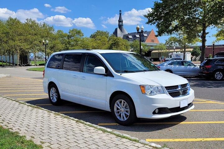 Trasporto in minivan XL dall'aeroporto JFK a Times Square a New York