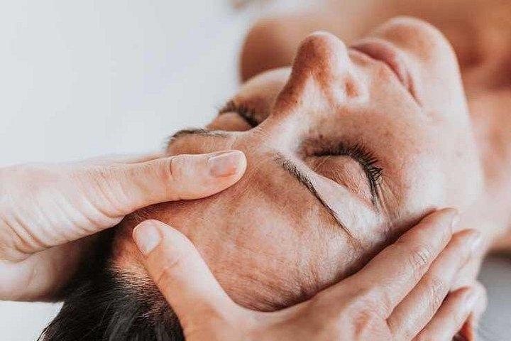 25 - Minute Massage, 2 Hours in the Thermal Pool & Aperitif