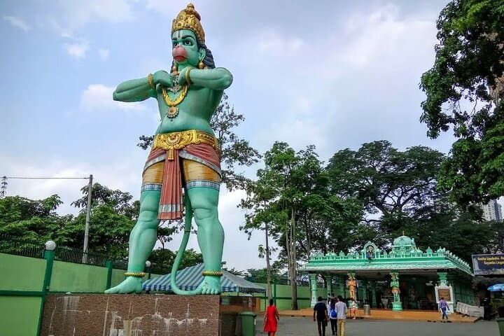 3-Hour Countryside and Batu Tour in Malaysia