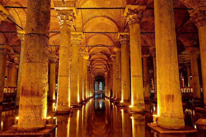 Istanbul Sultans Secrets Tour (Private & All-Inclusive)