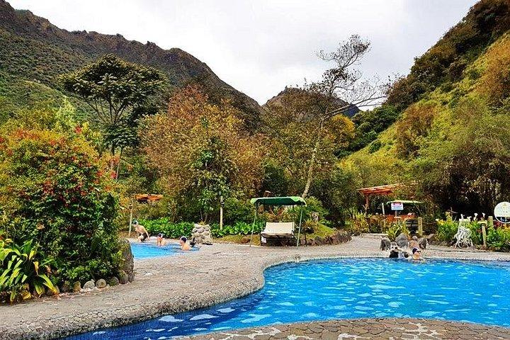 Cotopaxi Volcano & Papallacta Hot Springs – Nature & Relaxation