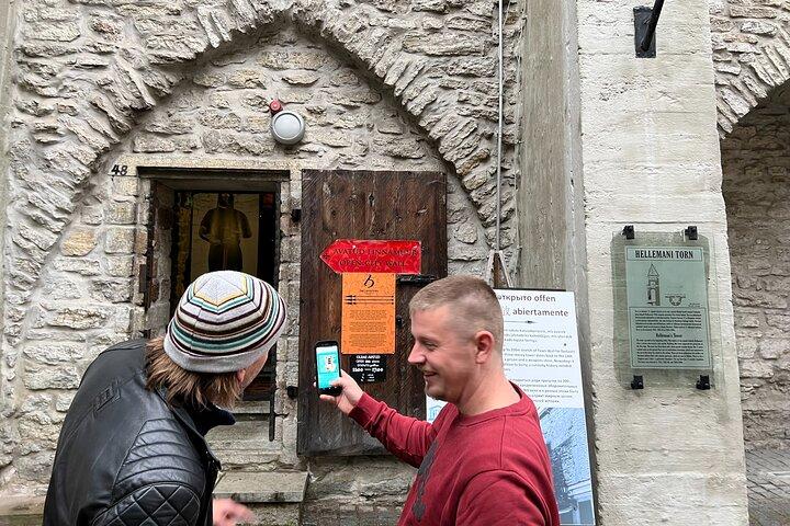 Tour di gioco dei segreti dell'esplorazione di Tallinn