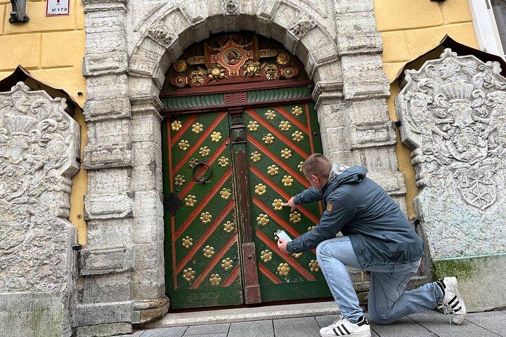 Tour di gioco dei segreti dell'esplorazione di Tallinn