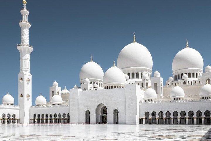 Sheikh Zayed Grand Mosque Tour From Dubai