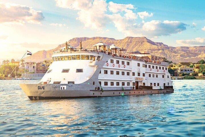5 - Day Romantic Nile Cruise Luxor till Aswan med privat transfer