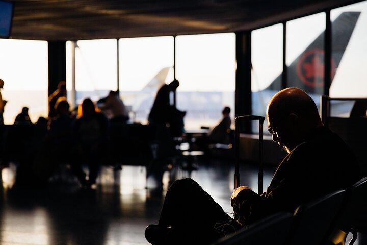 ロサンゼルス市内中心部からロサンゼルス空港 (LAX) への送迎