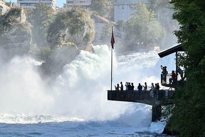 Private Magic Waterfall Adventure Tour naar Rijnwatervallen met pick-up