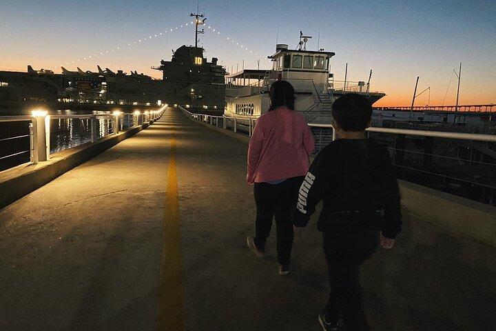 Tour fantasma della USS Yorktown con accesso notturno esclusivo