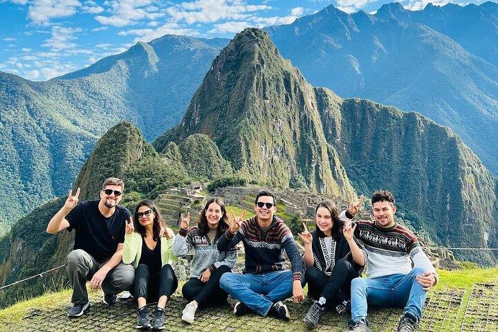 Eintägiger Besuch von Machu Picchu im luxuriösen Vistadome-Zug.