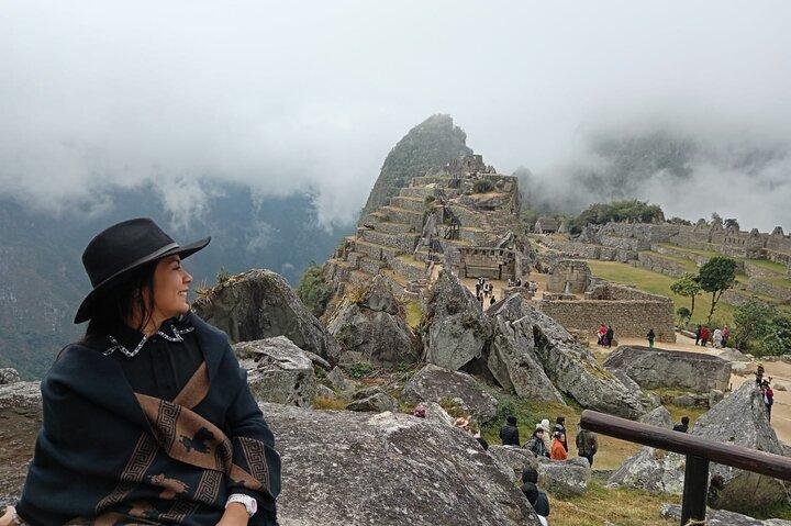 Eintägiger Besuch von Machu Picchu im luxuriösen Vistadome-Zug.