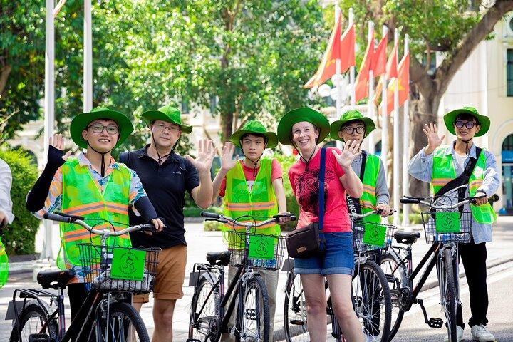 自転車で行くハノイ ツアー (料理教室付き)