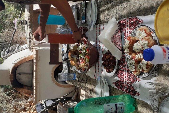 Autentisk kretisk madlavning klasse og gård oplevelse i Chania, Kreta