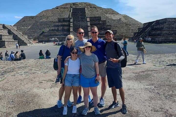 Private full tour to Teotihuacan and Basilica at your own pace