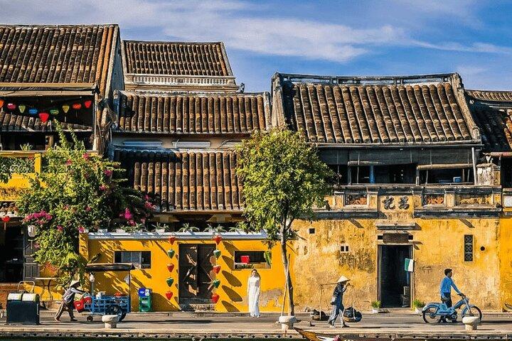 Hoi an Coconut Boat & Hoi an Ancient Town(Option Marble Mountain)
