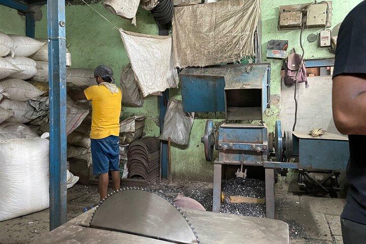 Private Dharavi Slum Tour in Mumbai with Local Guide
