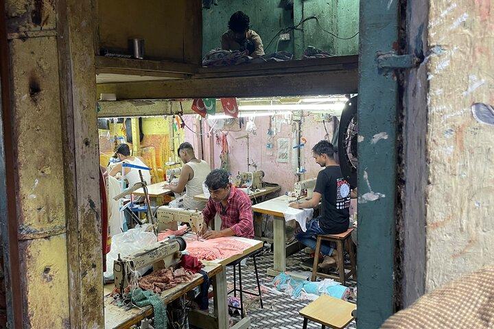 Private Dharavi Slum Tour in Mumbai with Local Guide