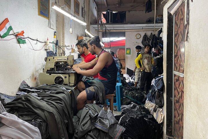 Private Dharavi Slum Tour in Mumbai with Local Guide