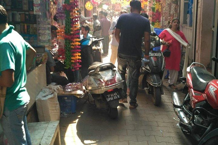 タージ・マハルとスパイスマーケット散策ツアー