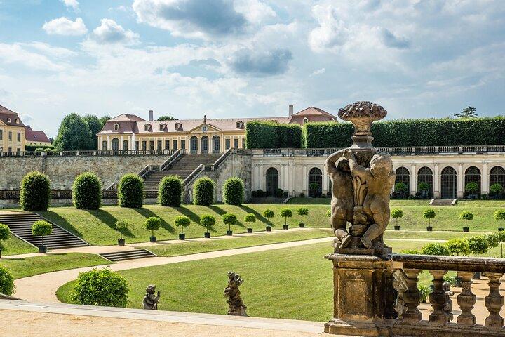 Private Tour von Prag nach Moritzburg, Chemnitz und Großsedlitz