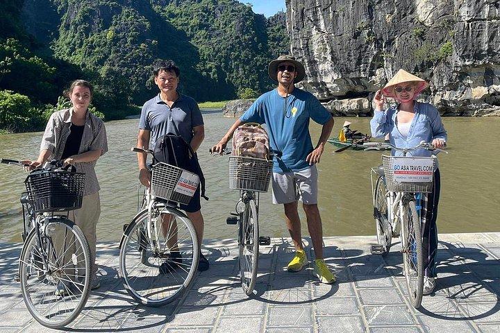 From Hanoi: Ninh Binh Tour Highlights - Transfer & Buffet Lunch