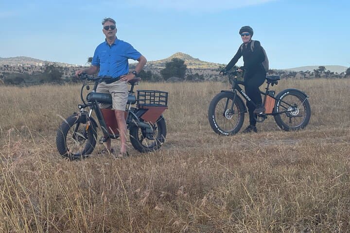 Private E-Bike Tour around Hell's Gate National Park in Naivasha