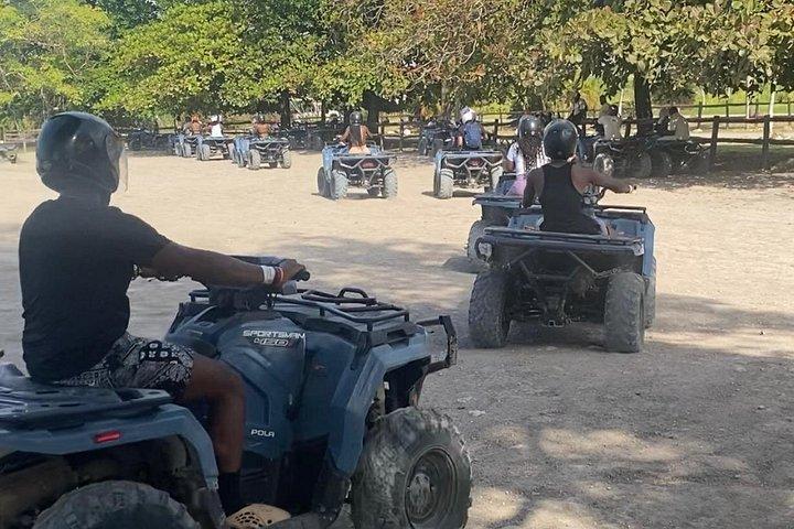 モンテゴ ベイ ジャマイカ ジェット スキーと ATV のプライベート体験