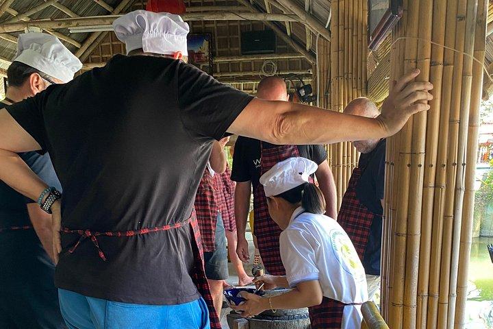 Tra Que Herbs Villageの地元のシェフによる料理教室