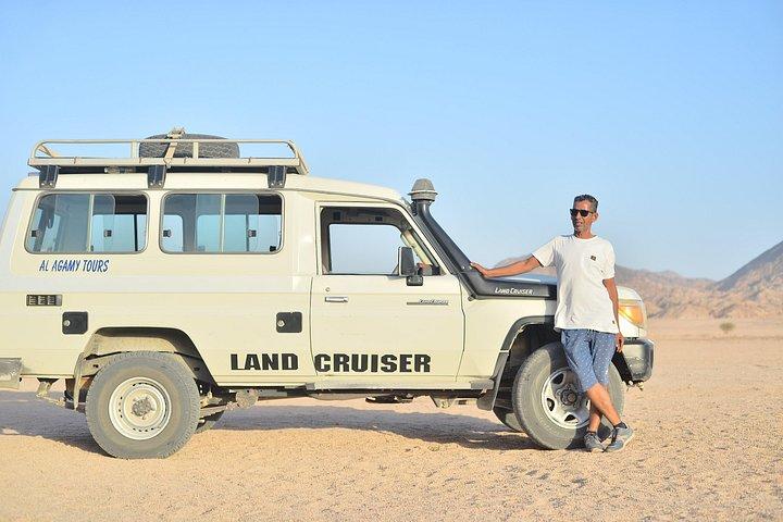 ハルガダ：サファリ 4x4 ジープ、ラクダ乗り、ディナー、星空鑑賞