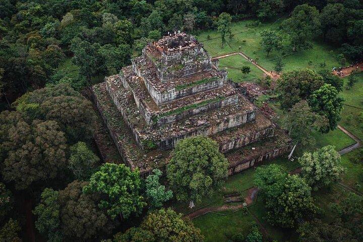 Private Tour to Koh Ker and Beng Mealea