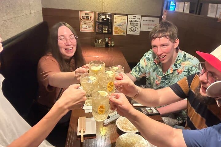 【Contemporary Culture】Bar Hopping I Always Visit in Shinjuku!