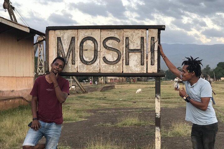 Moshi City Tour: Udforsk foden af Kilimanjaro til fods
